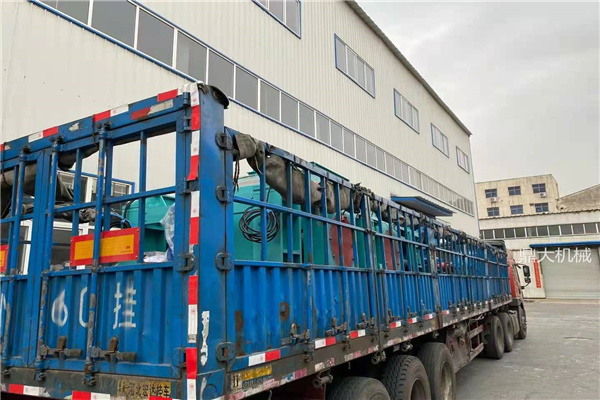 �l(f��)ɽ����ͬ���_1500��800��݁��ɰ�C