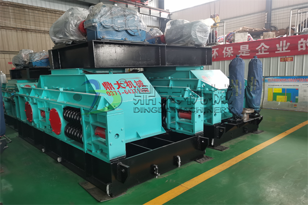 ��݁����C