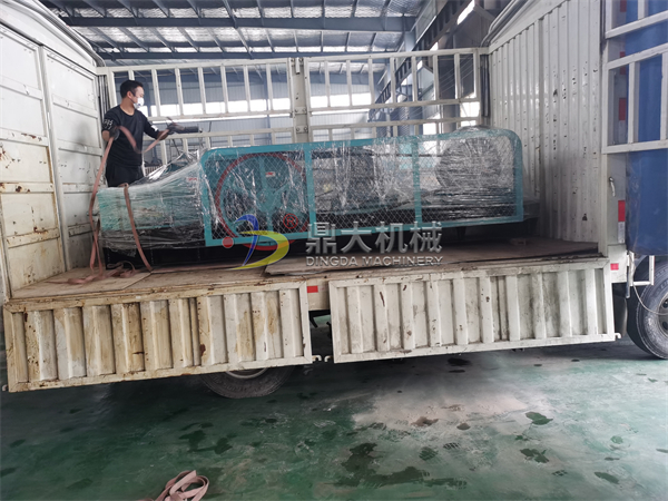 ���ڹ��_��˹̹600��400�p�X݁����C(j��)