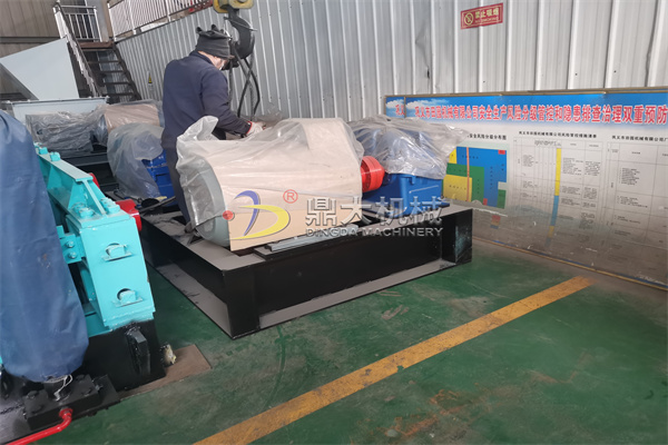 ��݁��ɰ�C