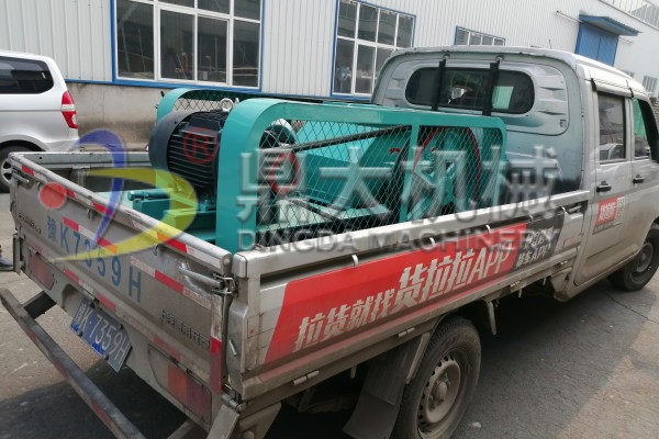 �l(f��)���������(y��ng)400��400��(du��)݁����C(j��)һ�_(t��i)