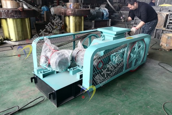 ��݁����C