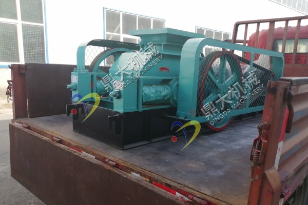 ��݁����C